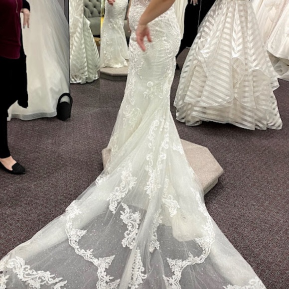 Essence of Australia D2771 Size 14 with Removable Overskirt - Picture 8 of 14